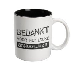 Mok - Bedankt schooljaar + blokbodemzak 250 gram Mok - Bedankt schooljaar + blokbodemzak 250 gram
